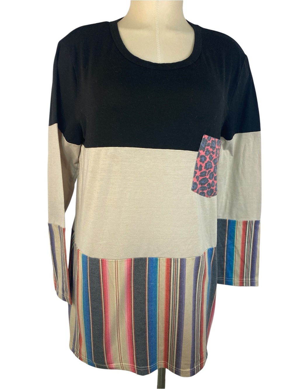 Crazy Train Black Cream Colorblock Tunic with Multi Stripe Hem Women’s Medium